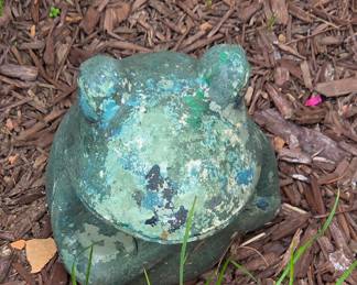 Vintage Frog Garden Statue
