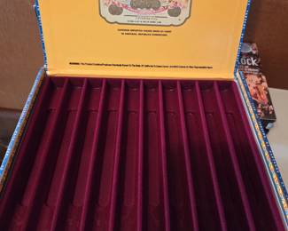 Partagas Flor de Tabacos y Cia. "Cifuentes Y Ca." Cigar Box