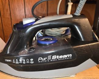 PurSteam World's Best Steamers 1700W Steam Iron