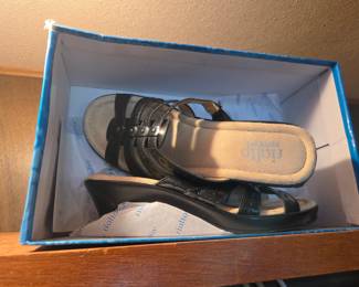 Rialto Comfort Women's Sandals