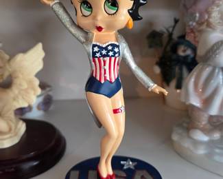 Betty Boop "USA" Patriotic Figurine by Westland Giftware
