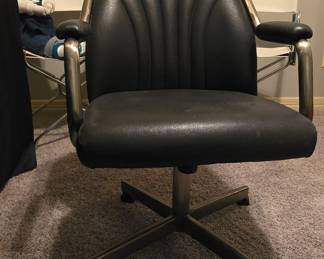 Chromcraft Black Symphony D/42 Seat Office Chair