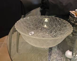 Vintage Arcoroc "Aspen" Glass Serving Bowl