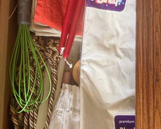 Party Essentials Premium Plastic Tablecloth