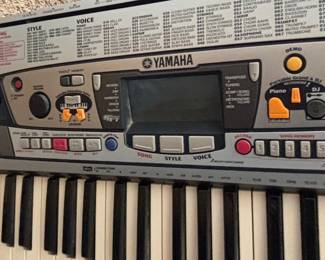 Yamaha PSR-280 Portable Keyboard
