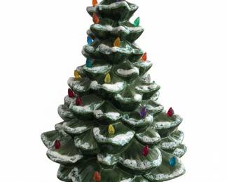 Vintage Atlantic Mold Ceramic Christmas Tree
