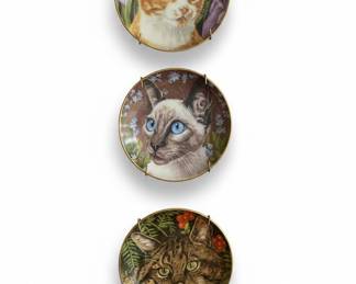 Lesley Anne Ivory Cat Collector Plates