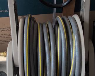 Suncast Hosemobile Hose Reel Cart with 100 ft. Green Hose