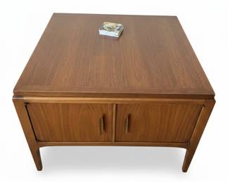 Mid-Century Modern Lane "Rhythm" Series Walnut Side Table