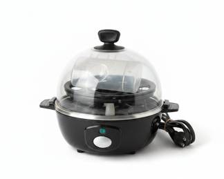 Dash Deluxe 12-Capacity Rapid Egg Cooker