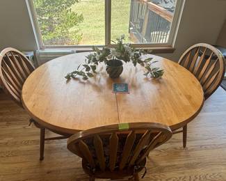 Round Oak Dining Table with Four Chairs