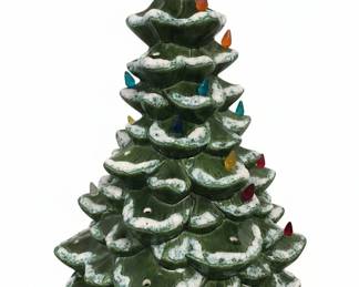 Vintage Atlantic Mold Ceramic Christmas Tree