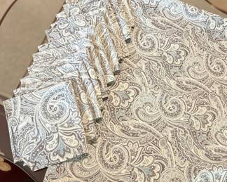 Italian made Blue Paisley Tablecloth and Napkins Set