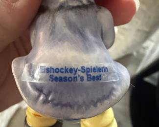 Hummel "Eishockey-Spielerin" (Ice Hockey Player) Figurine Set