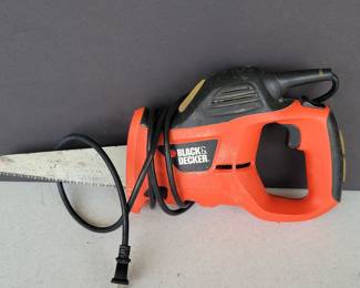 Black & Decker PHS550B Compact 3.4 Amp Corded Powered Hand Saw