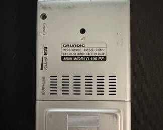 Grundig Mini World 100 PE Portable AM/FM/SW Radio