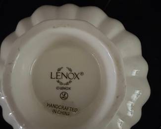 Lenox "Sweet Briar" Creamer