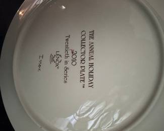Lenox The Annual Holiday Collector Plate 2010