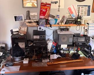 Amateur Radio Station Setup with ICOM Transceiver and LDG Autotuner