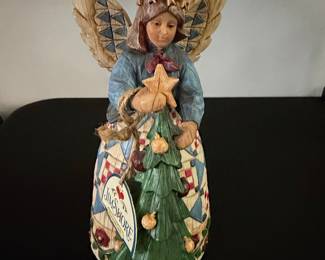 Jim Shore Heartwood Creek Angel with Christmas Tree Figurine
