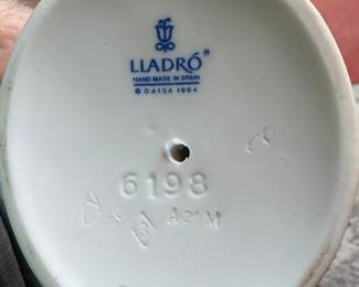 Lladro "Soccer Practice" Figurine #6198