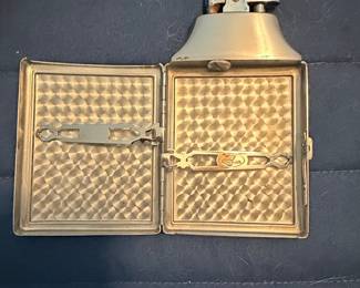 Vintage Ronson Mastercase Combination Lighter and Cigarette Case