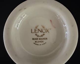 Lenox Rose Manor Vase