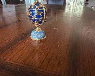 AKM Fabergé-style Egg with Flowers