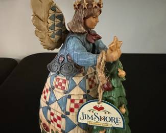 Jim Shore Heartwood Creek Angel with Christmas Tree Figurine