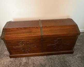 Lane Cedar Chest
