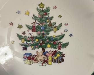 Spode "Christmas Tree" Pattern China and Glassware Set
