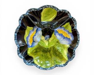 Divided serving platter