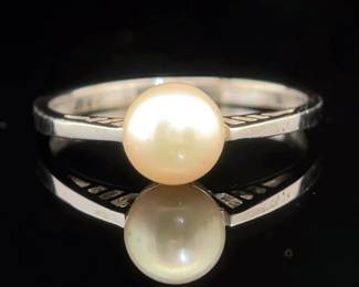 6mm Cultured Pearl Solitaire Cathedral Ring in White Gold