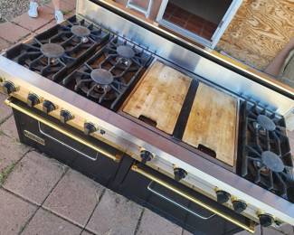 Viking professional 6 burner, 2 ovens, with griddle