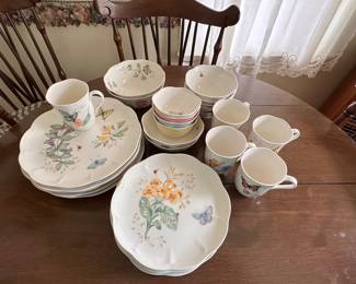 Lennox butterfly meadow dish set