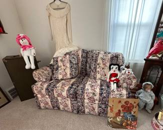 World War I steamer trunk; 1940s wedding dress