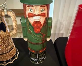 Nutcracker Themed Hot Fudge Pretzel Clusters Tin