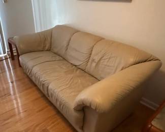 Beige Leather Sofa by Natuzzi