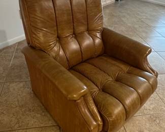 Brown Leather Tufted Recliner Armchair second image