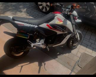 Electric Honda Grom with Lithium Batteries $2000