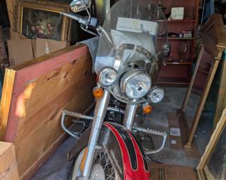 2011 limited edition HD motorcycle - less than 50 miles