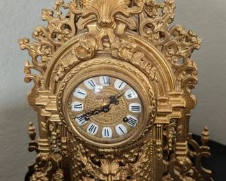Italian Clock - keeps good time and chimes work