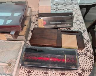 fine gifts and decor