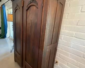 Shop Online 4/17 through April 26, Pickup May 1-2! Shop more items shown on our website: https://tucsonestatesales.square.site/