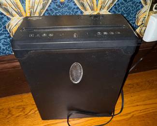 ProTek 6 Sheet Cross Cut Shredder Black PX61B