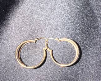 14k Yellow Gold Tube Hoop Earrings