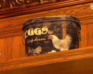 Vintage Style "Farm Fresh Eggs" Tin