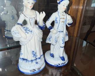 Pair of Blue and White Porcelain Figurines, 18th Century Style