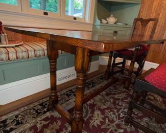 Antique Oak Gate-Leg Drop-Leaf Dining Table