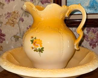 Arnel's Yellow Rose Motif Wash Basin and Pitcher Set